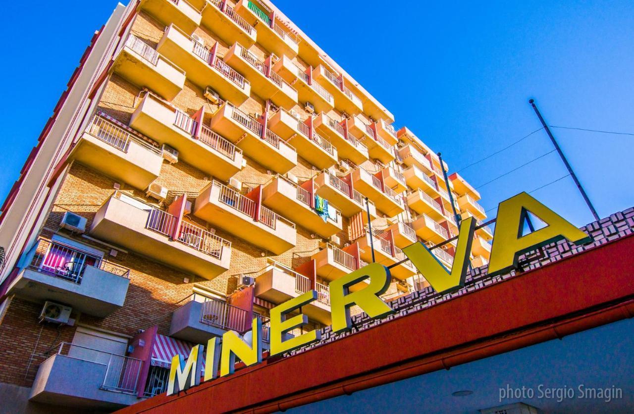 137 Minerva Apartamentos - Vista Al Mar - Piscina Y Playa - Cercano A Tren, Restaurantes Y Tiendas Бенальмадена Екстер'єр фото