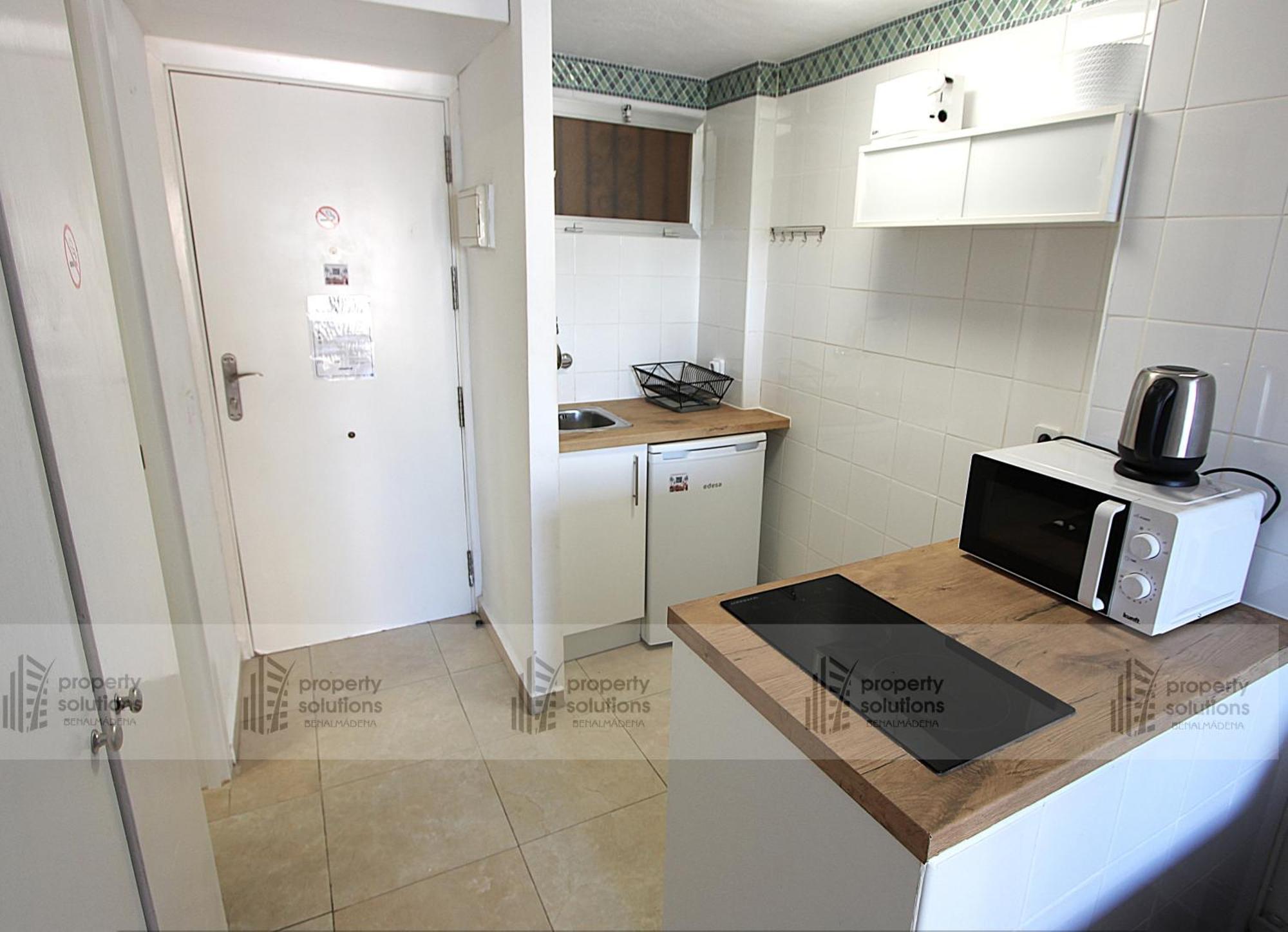 137 Minerva Apartamentos - Vista Al Mar - Piscina Y Playa - Cercano A Tren, Restaurantes Y Tiendas Бенальмадена Екстер'єр фото